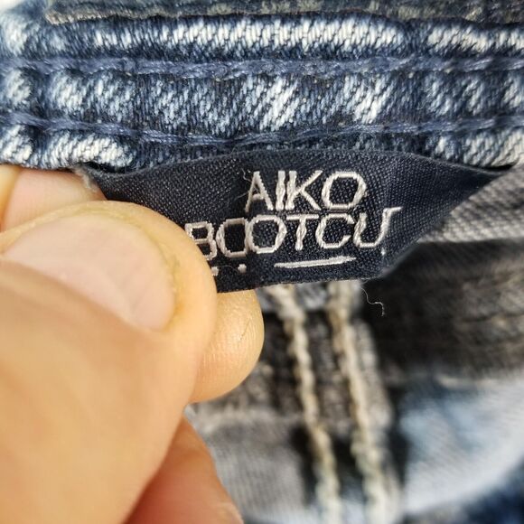 Silver Jeans Women's Boot Cut Light Blue - Picture 13 of 15